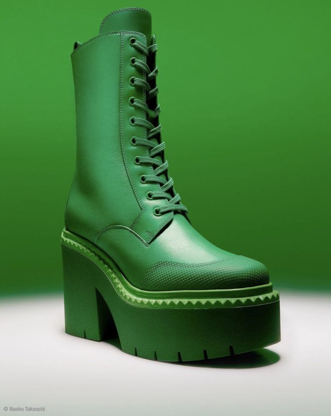 Jimmy Choo X 美少女戰士粉絲系列登陸尖沙咀海港城！