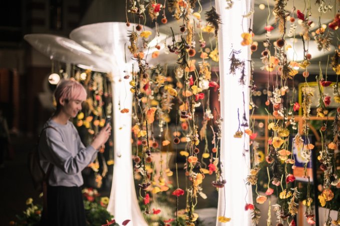復活節市集推介｜中環大館舉辦「花見大館」花藝市集打卡發光花卉裝置+雲集18個本地花藝、園藝品牌