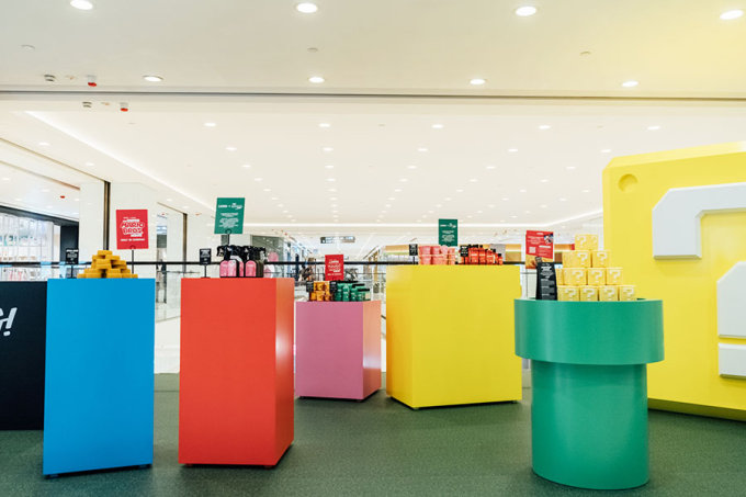 尖沙咀放假打卡好去處｜Lush聯乘Super Mario期間限定店登陸海港城LCX！2米高巨型問號方塊