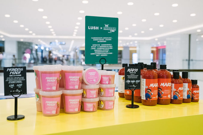 尖沙咀放假打卡好去處｜Lush聯乘Super Mario期間限定店登陸海港城LCX！2米高巨型問號方塊