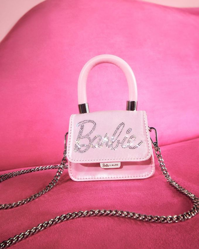 真人版Barbie電影上映！Barbiecore熱潮必買CASETiFY、Kitsch、Zara、Crocs等Barbie聯乘系列（附購買連結）