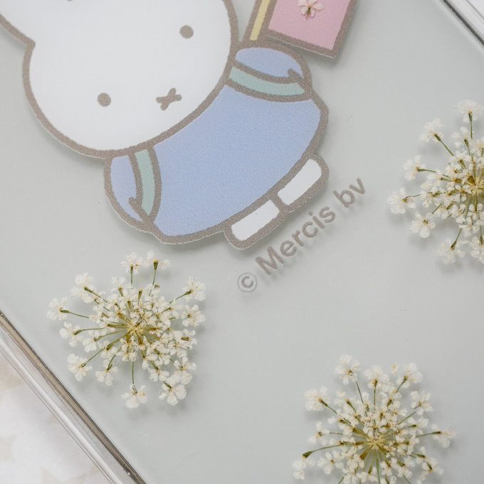 2023最新Miffy精品推薦｜鴻福堂限量青花瓷碗、香氛大豆蠟燭、抗UV雨傘、iPhone手機殼、搓手噴霧
