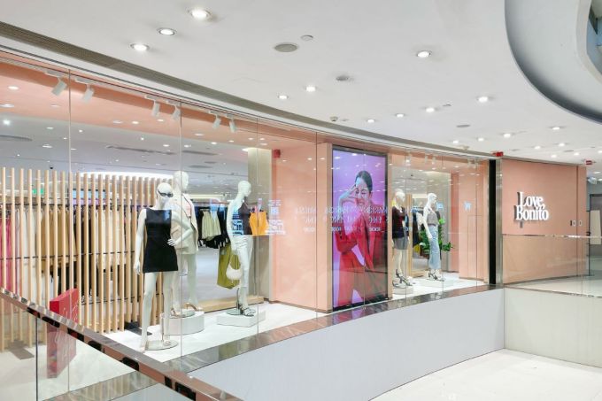 Love, Bonito最大旗艦店進駐銅鑼灣｜日式侘寂美學裝潢！上班服、休閒服、派對裙推薦