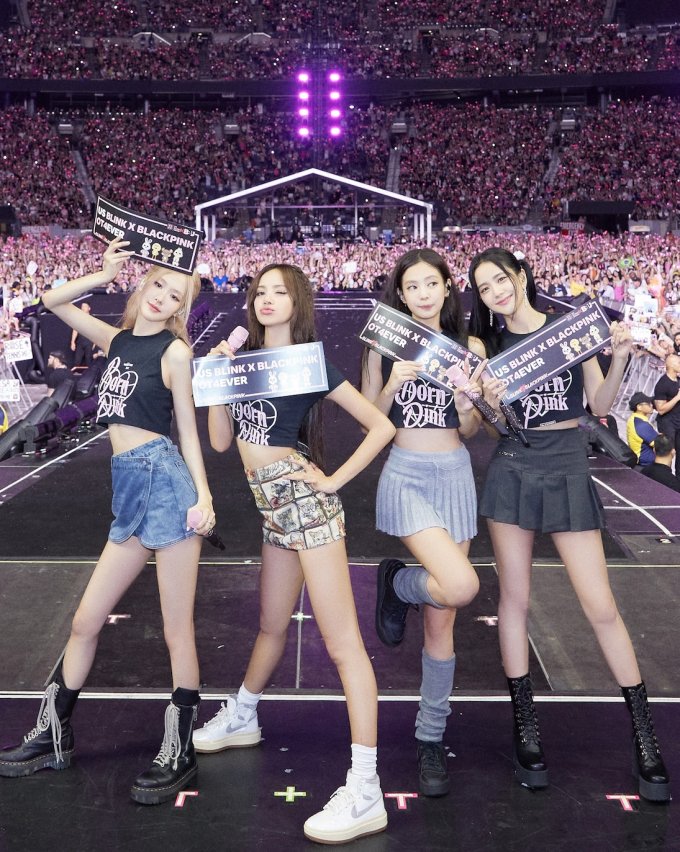 Blackpink 疑似解約？Adidas代言只剩下Jennie！？盤點Blackpink最近Athleisure 穿搭分柝解約疑點
