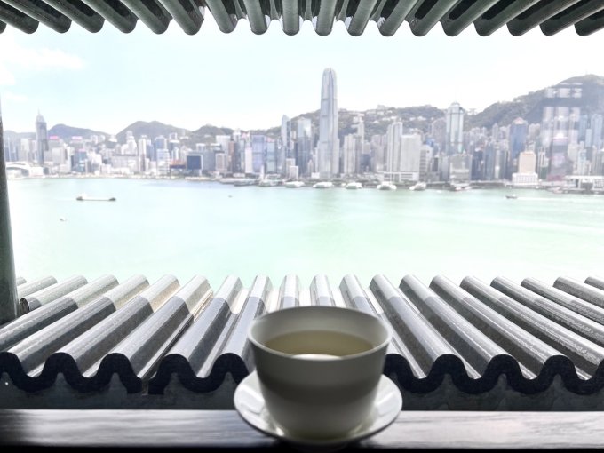 西九文化區美食推介｜ 尖沙咀維港海景中菜廳CVIEW主打傳統淮揚和江浙菜式必食酸甜脆嫩松子桂花魚、即炸拔絲香蕉、手工生煎包等