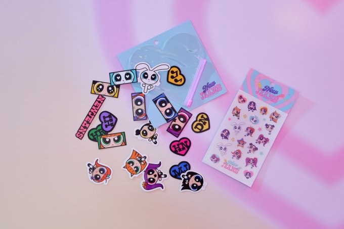 IPX 與 NewJeans IP 合作商品登陸銅鑼灣及觀塘 LINE FRIENDS POP-UP！打卡全港唯一巨型 bunini、漫畫版 NewJeans 展示區