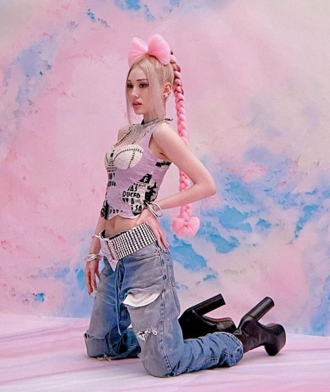 萬聖節服裝2023｜參考Blackpink Lisa、Jennie、泰妍等時尚達人萬聖節穿搭靈感玩轉海洋公園哈囉喂、香港迪士尼萬聖節