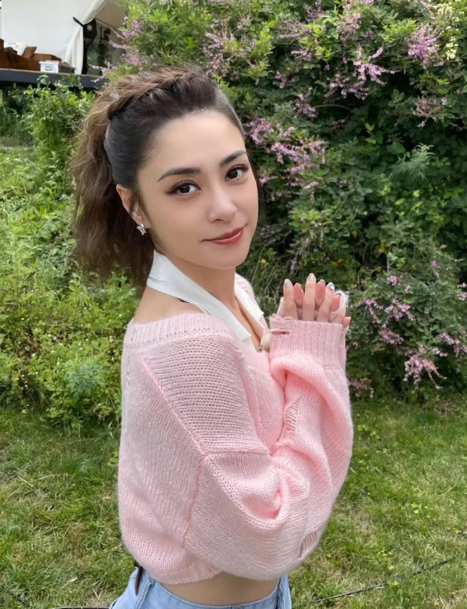 Twins 2024 年再開紅館演唱會！阿嬌、阿Sa 凍齡護膚Tips 有效美白緊緻及減淡細紋（附購買連結）