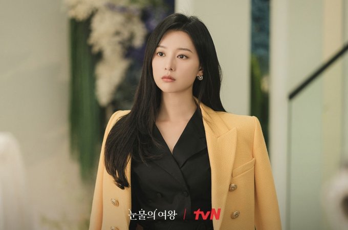 金秀賢&金智媛攜手主演《淚之女王》！金智媛11年後再飾財閥千金+女神護膚秘訣