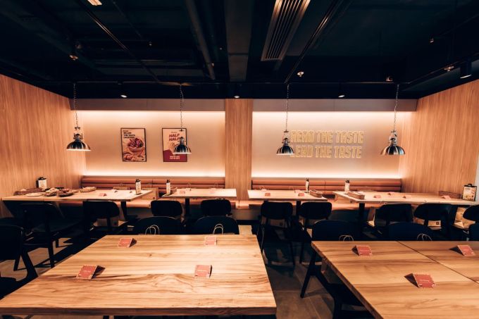 香港食飯好去處2025｜16間同事/閨蜜朋友聚會餐廳推薦！平價/靚餐廳打卡都有！