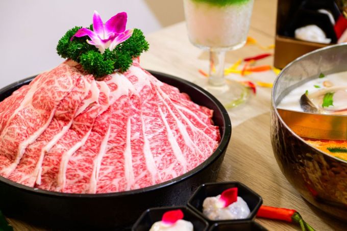 香港食飯好去處2025｜16間同事/閨蜜朋友聚會餐廳推薦！平價/靚餐廳打卡都有！