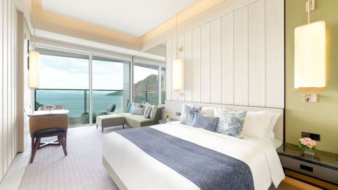 【只限得獎會員】Cosmopolitan 40周年 Sleepover Party 派對入場券2張連 The Fullerton Ocean Park Hotel 雙人房酒店住宿1晚
