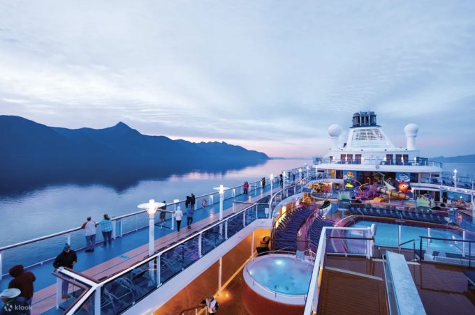 遊輪旅行指南2025｜郵輪旅遊推薦行程及郵輪旅遊費用全攻略！附搭乘郵輪注意事項