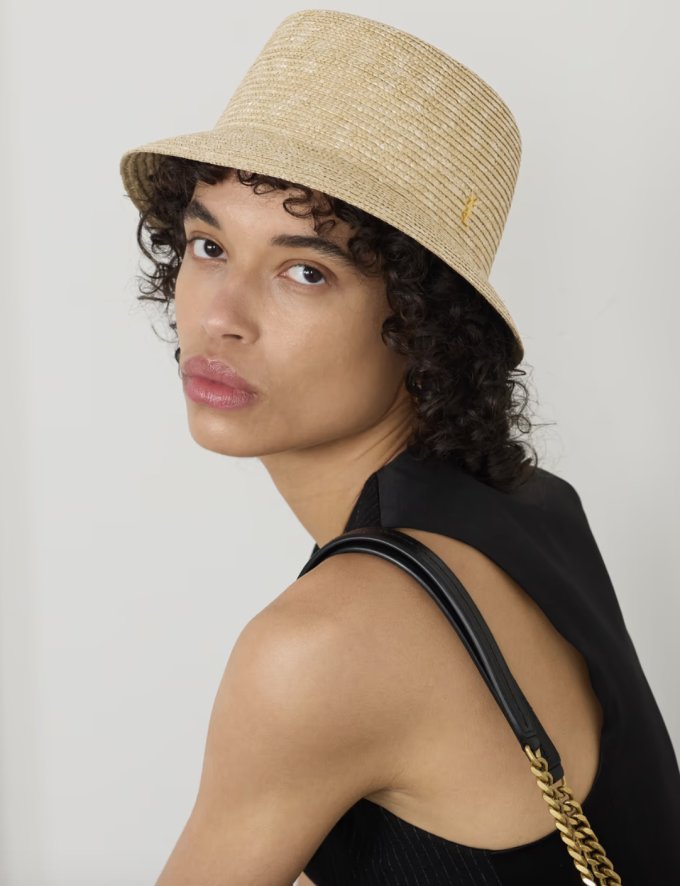 漁夫帽穿搭女生2025｜漁夫帽穿搭夏天必學4大技巧！打造清爽夏日氛圍感