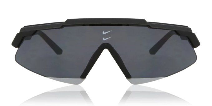 新手跑步裝備推薦2025｜慢跑裝備女生必備清單！跑鞋/運動服/運動襪兼顧舒適度及安全性