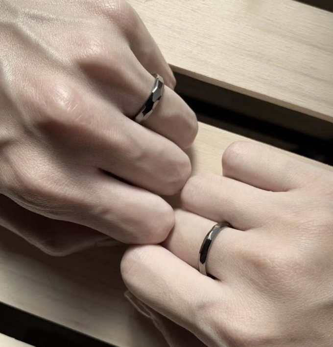 520禮物男生2025｜15款520送男友禮物推薦！實用又有心跑鞋/耳機/手機殼