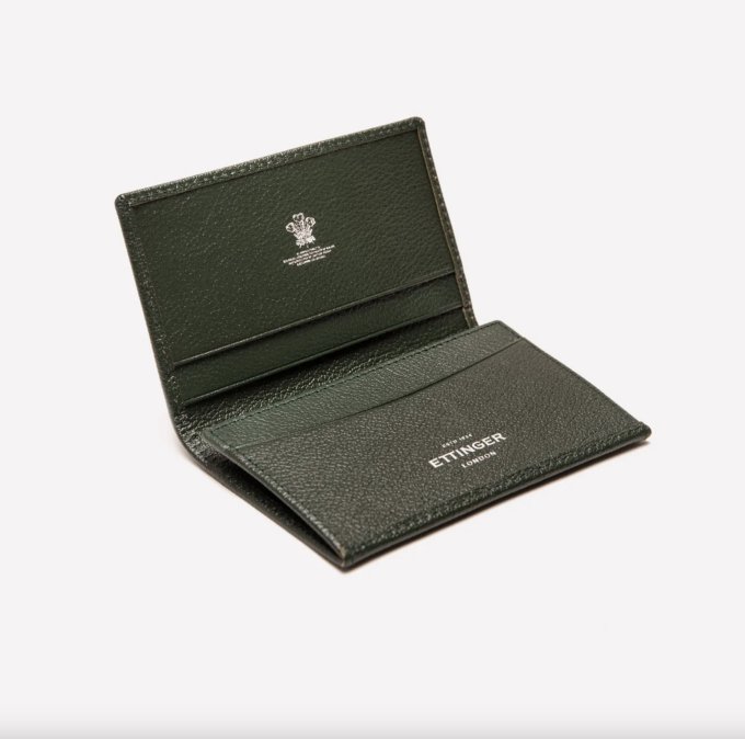 520禮物男生2025｜15款520送男友禮物推薦！實用又有心跑鞋/耳機/手機殼