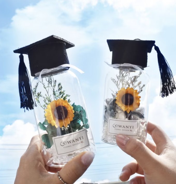 畢業花束推薦2025｜20款乾燥花/滿天星/向日葵畢業花束推介！特別畢業花束清單