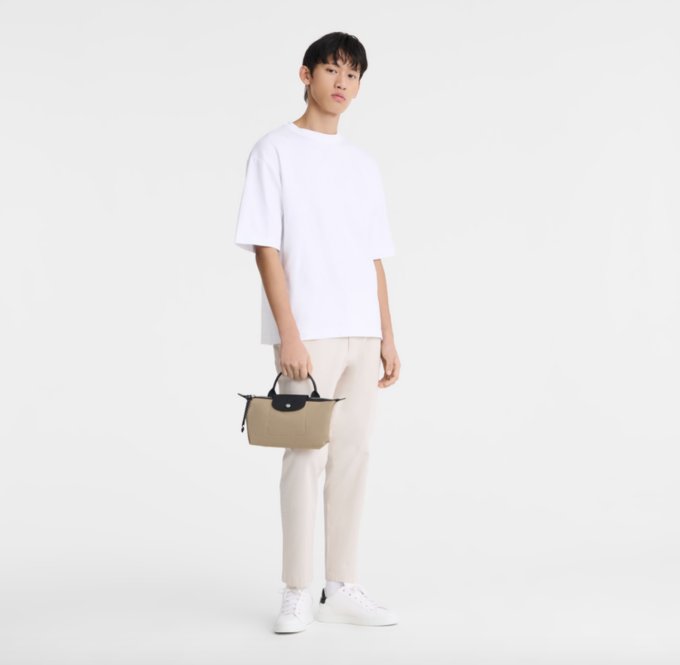 Longchamp平價袋推薦2025｜24款人氣Longchamp迷你水餃包/尼龍包/網兜包一次看清！小資女通勤必備