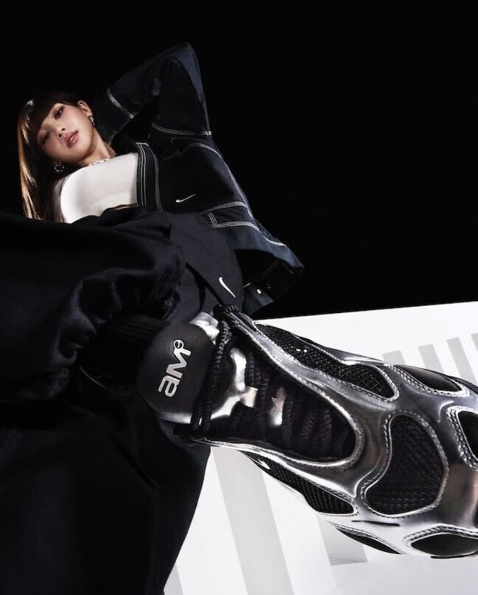 銀色波鞋2025｜10款大熱未來感銀色運動鞋推薦！Adidas/PUMA/Nike銀色運動鞋精選清單