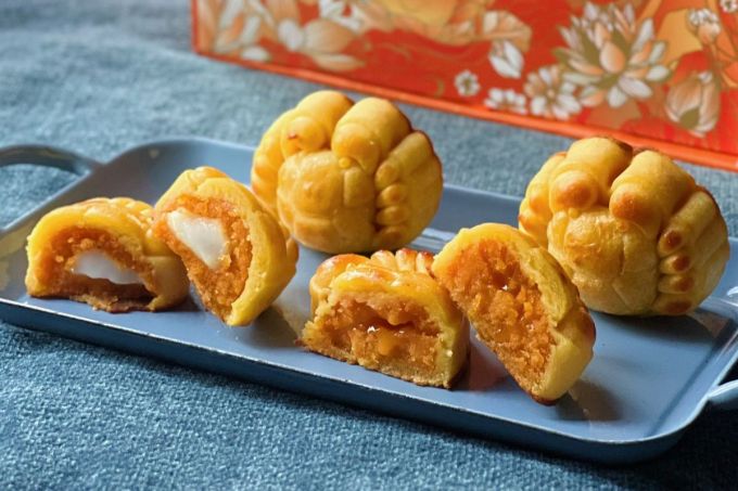 中秋月餅推薦2025｜香港35款人氣介紹+月餅價錢！酒店傳統月餅/陳皮紅豆/奶黄/開心果/黑刺榴槤冰皮月餅全收錄