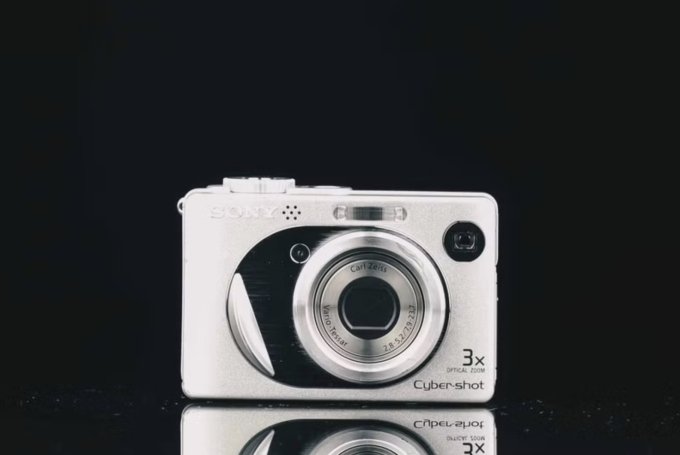 CCD相機推薦2025｜CCD相機是什麼？10款超火CCD數碼相機推介+價錢！拍出復古Y2K人生照片