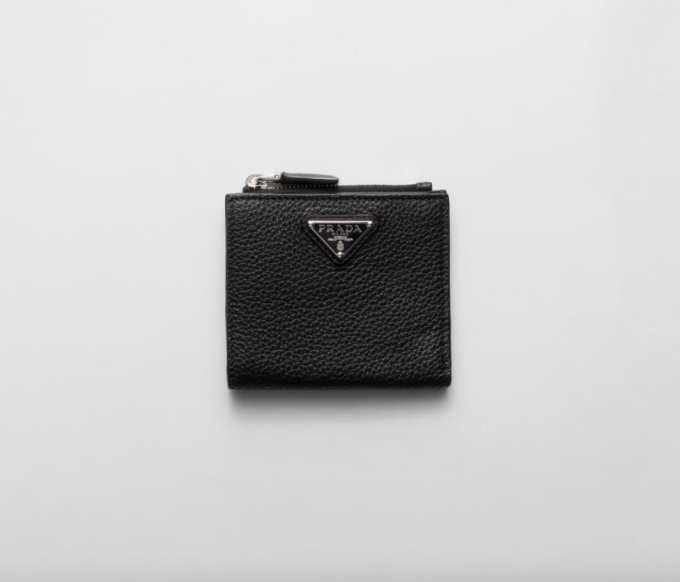 女生聖誕禮物2025｜送女朋友/老婆聖誕禮物推薦Top 21！耳機/香水/銀包精選清單