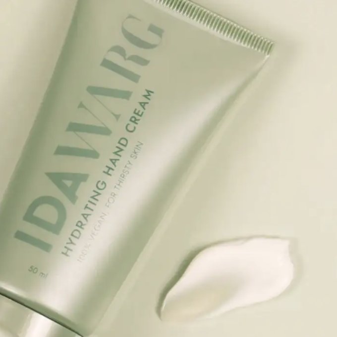 $100聖誕禮物推薦2025｜20款聖誕小禮物同事交換實用不踩雷！平價有心思禮物清單