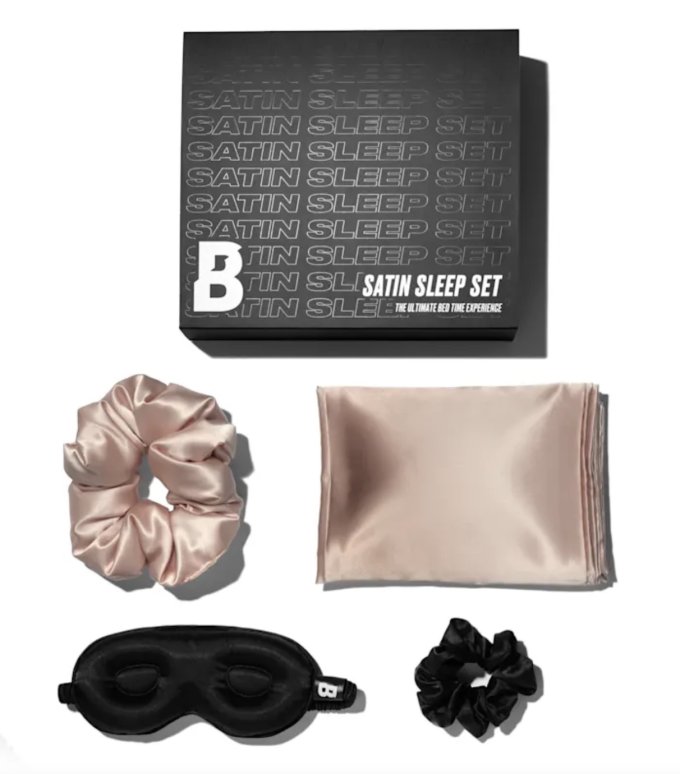 $100聖誕禮物推薦2025｜20款聖誕小禮物同事交換實用不踩雷！平價有心思禮物清單