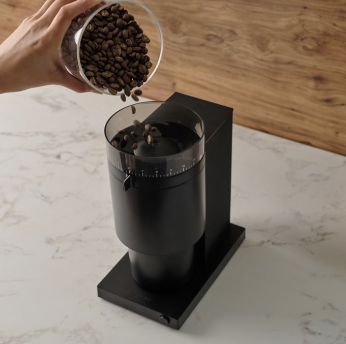 聖誕節交換禮物推薦2025 ｜交換禮物最想收到甚麼？交換禮物排行榜Top 31！菲林相機/護手霜/風筒清單